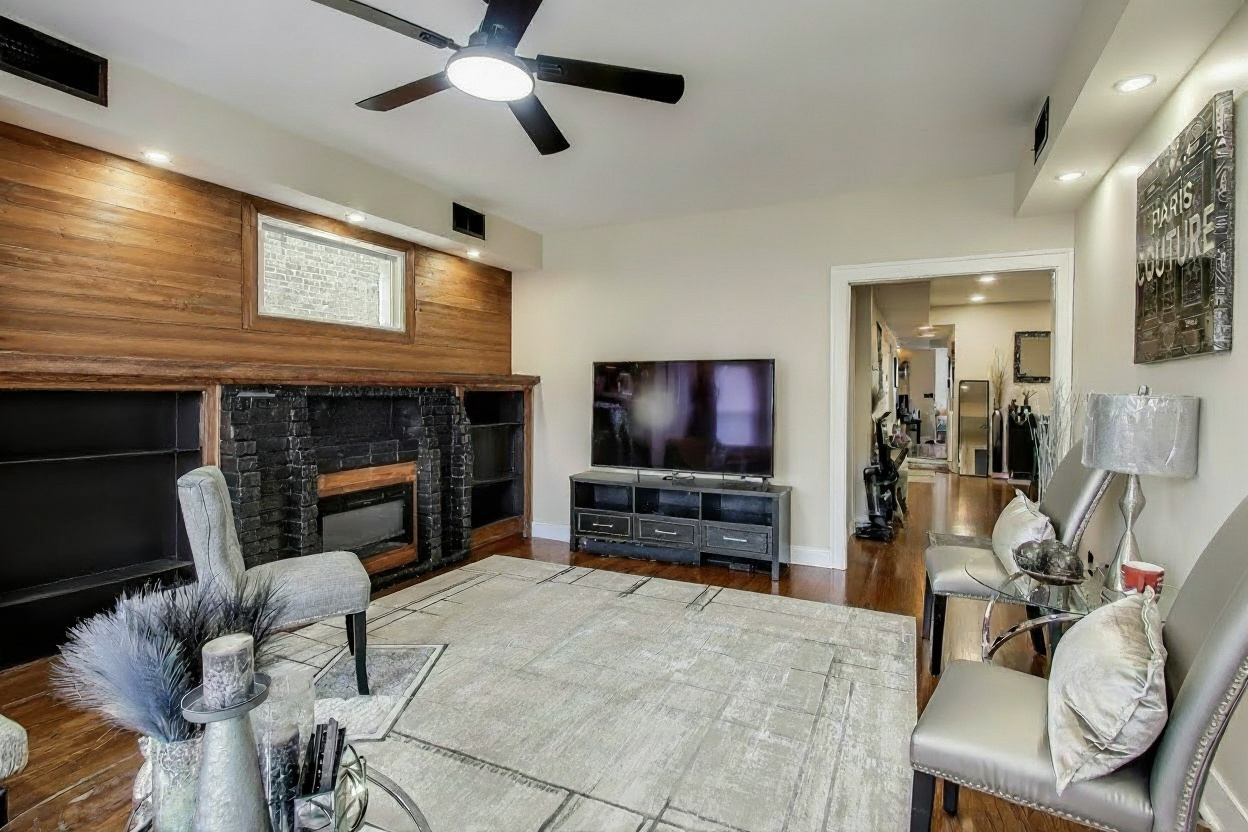 1337 S Austin Boulevard, Cicero, IL