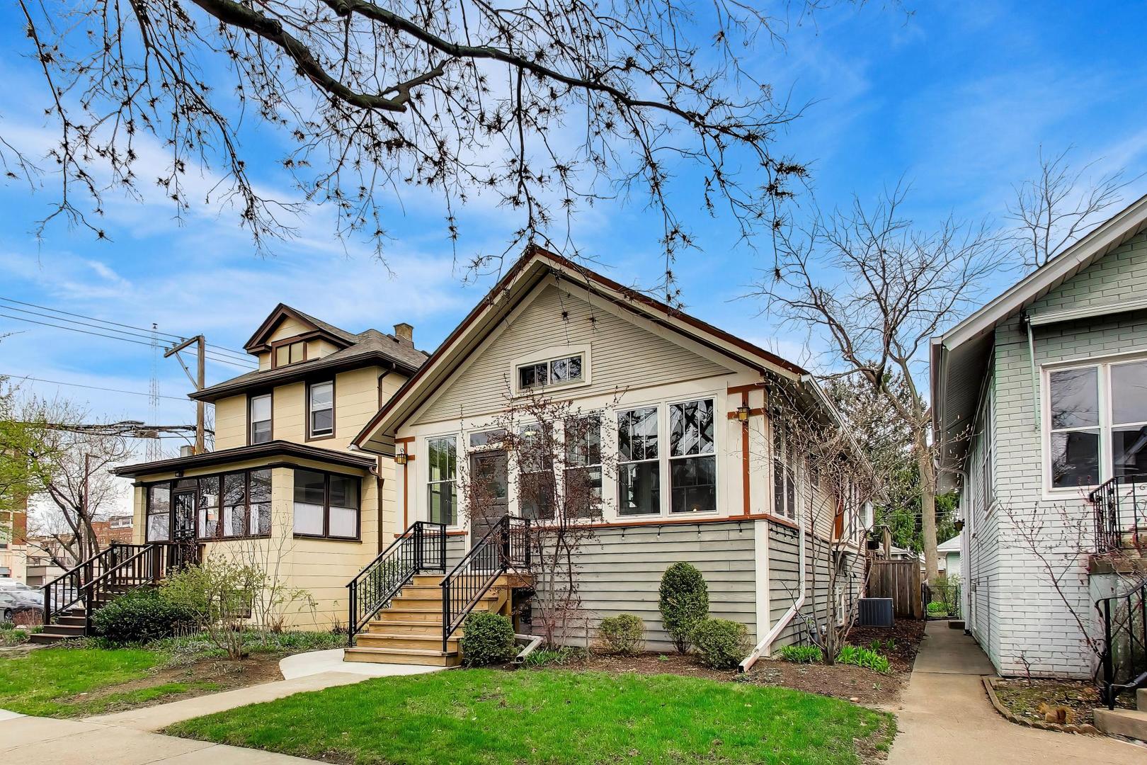 512 S Grove Avenue, Oak Park, IL