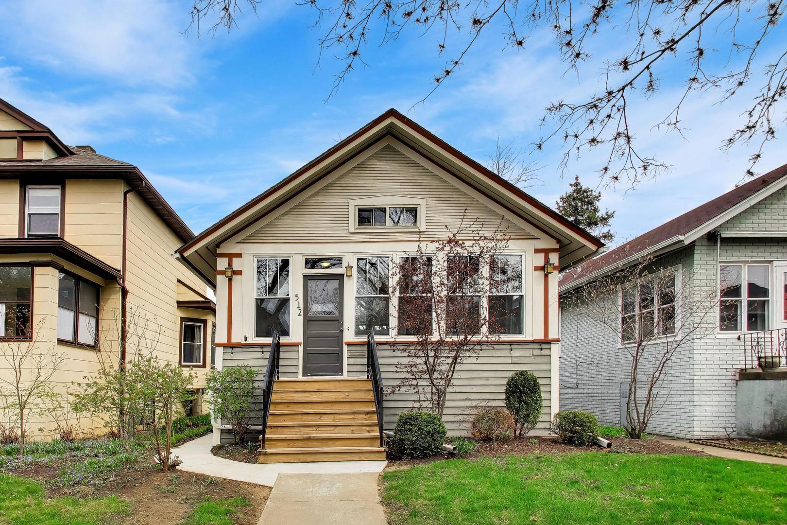 512 S Grove Avenue, Oak Park, IL