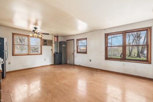 201 N Eagle Island Road, Kankakee, IL