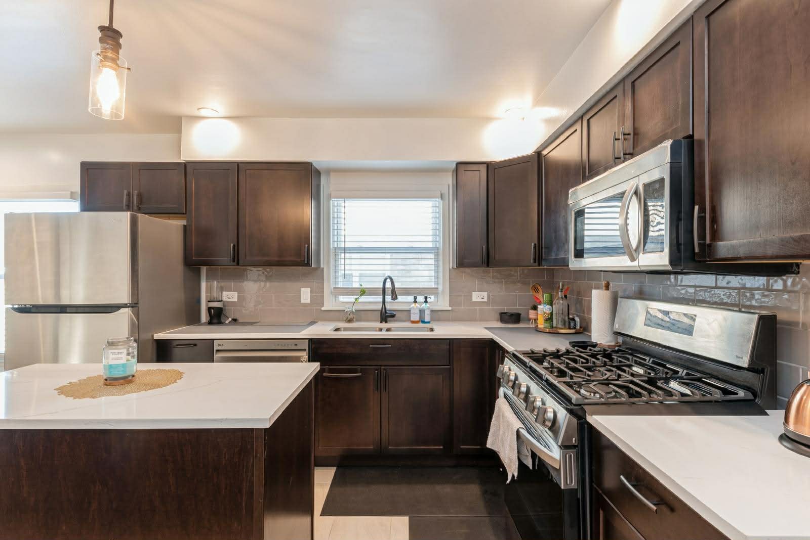 856 E CAPRI Drive #2, Palatine, IL