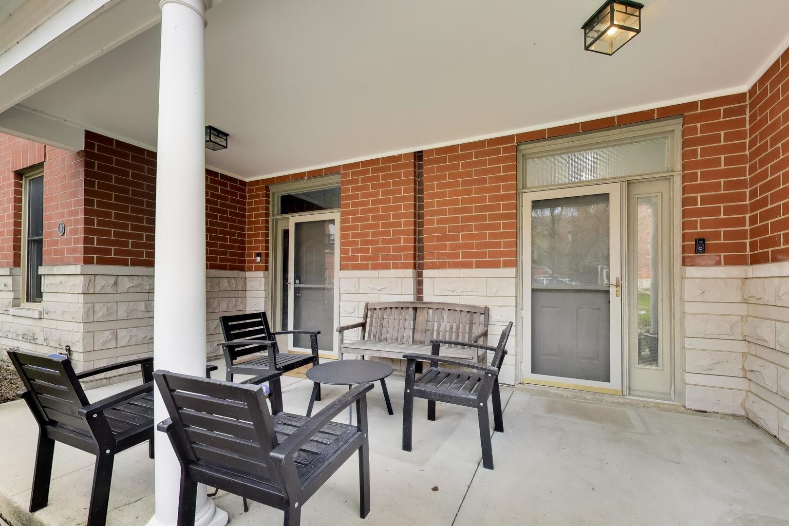 4010 N Clark Street #C, Chicago, IL