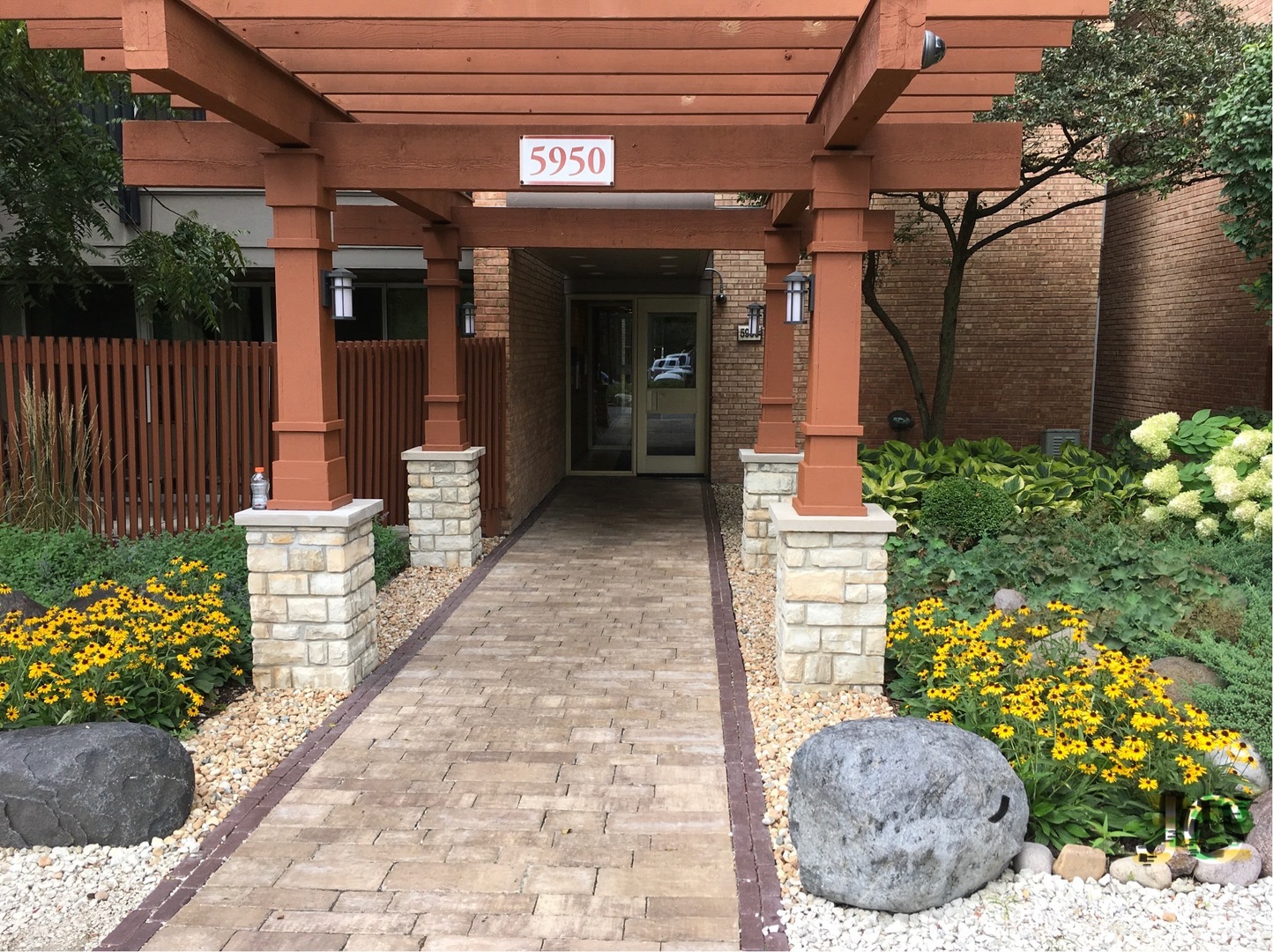 5950 OAKWOOD Drive #2G, Lisle, IL