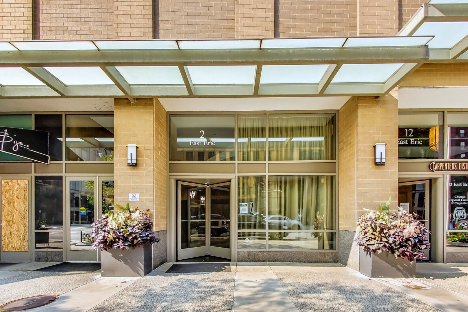 2 E ERIE Street #2102, Chicago, IL