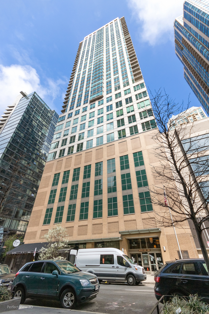 2 E ERIE Street #2102, Chicago, IL