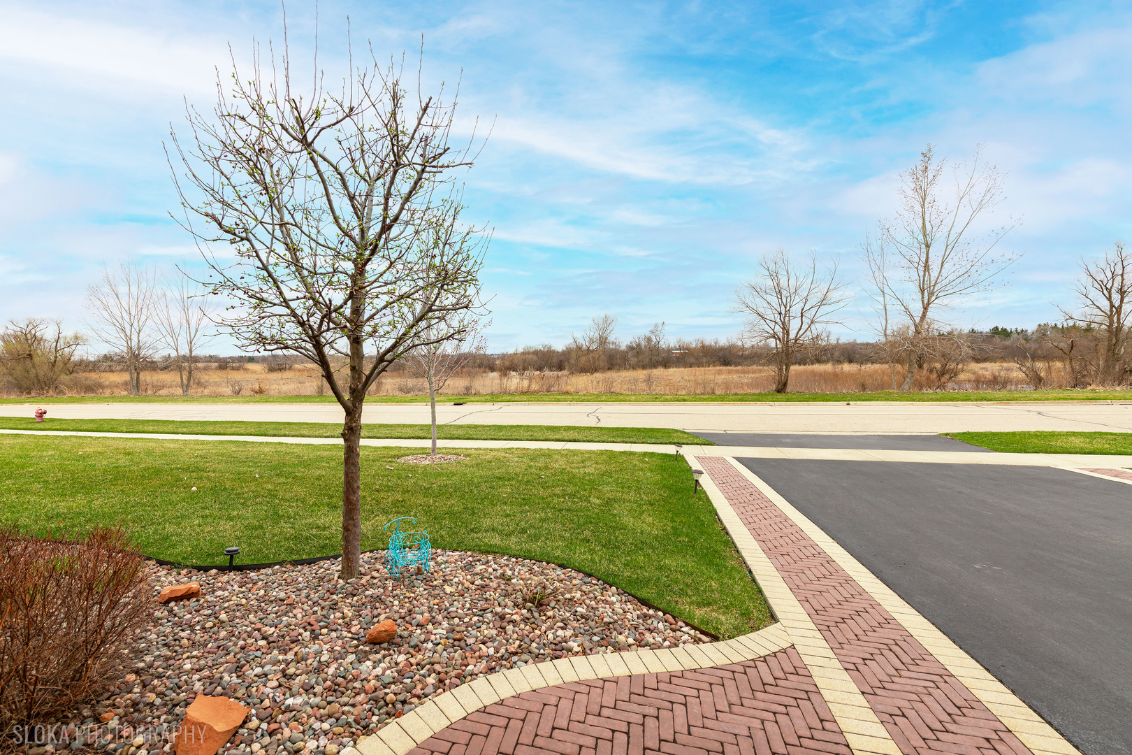 308 Fieldstone Drive, Woodstock, IL