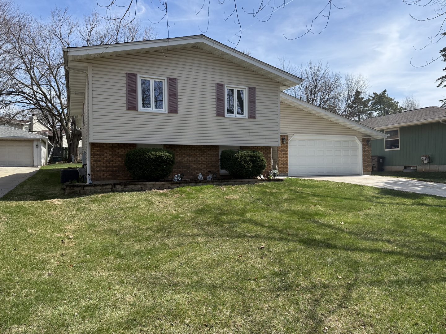 2822 Norway Pine Road, Rockford, IL