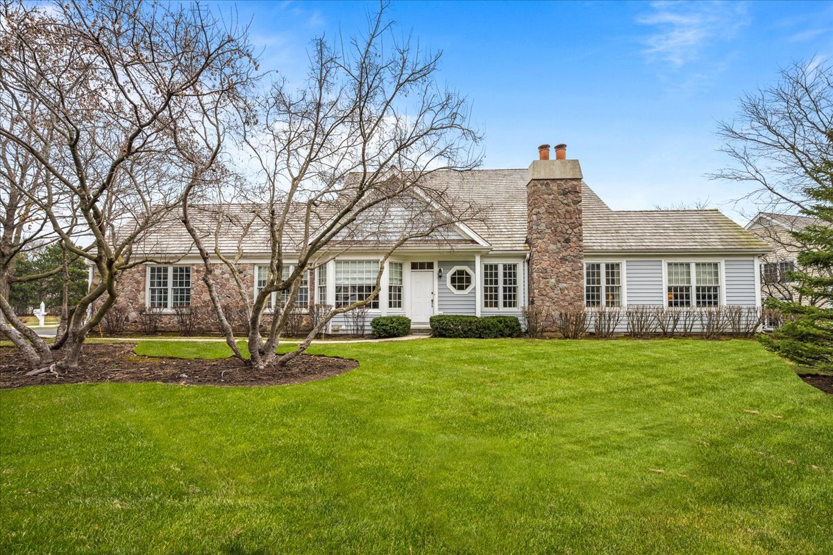 520 Andover Court, Lake Forest, IL