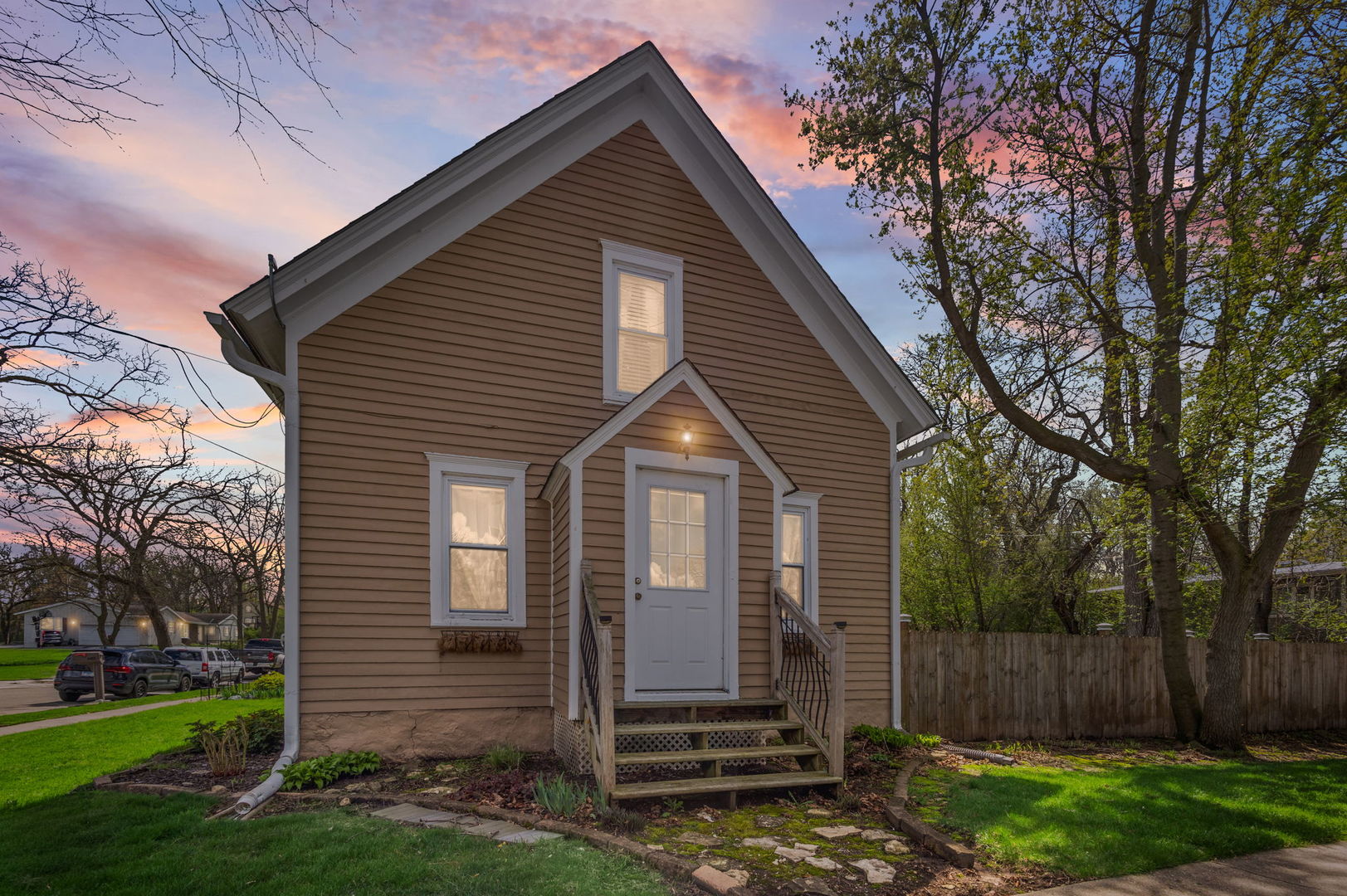 603 W Main Street, Cary, IL