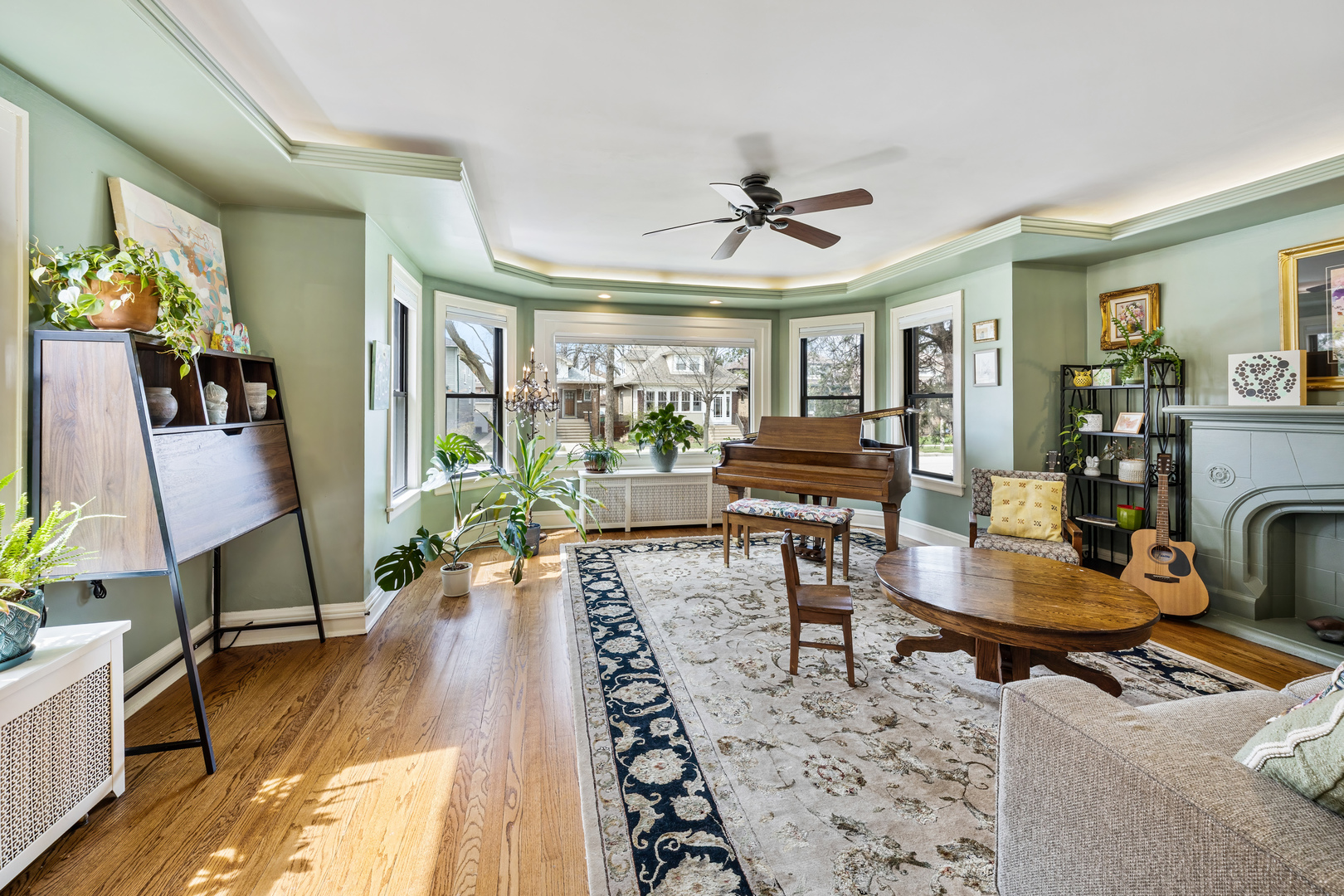 1020 N Taylor Avenue, Oak Park, IL