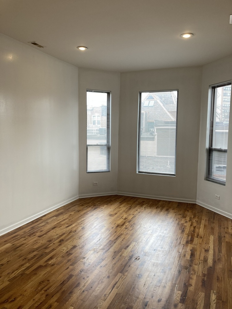 4041 S Calumet Avenue, Chicago, IL