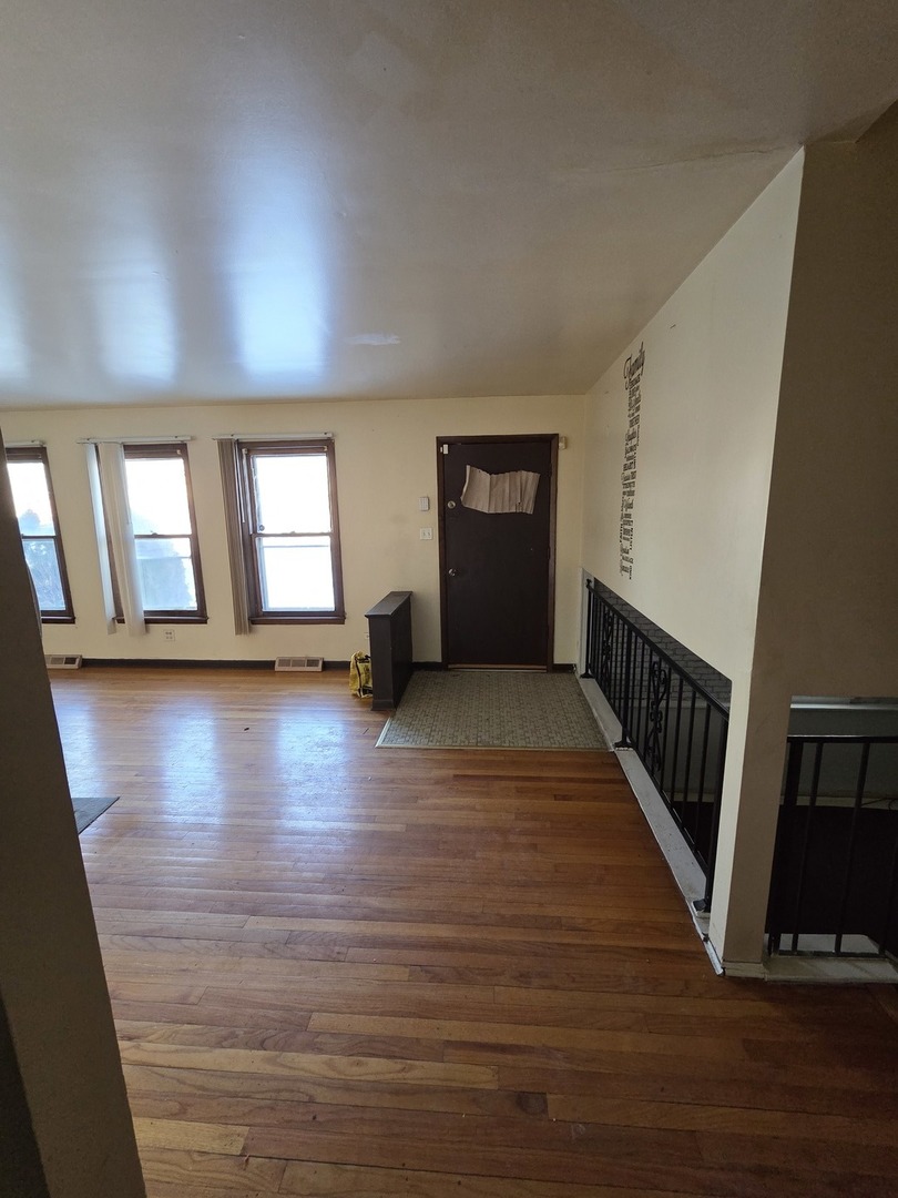 16440 Michigan Avenue, South Holland, IL