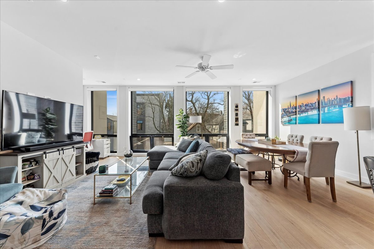 3018 W Lyndale Street #2, Chicago, IL