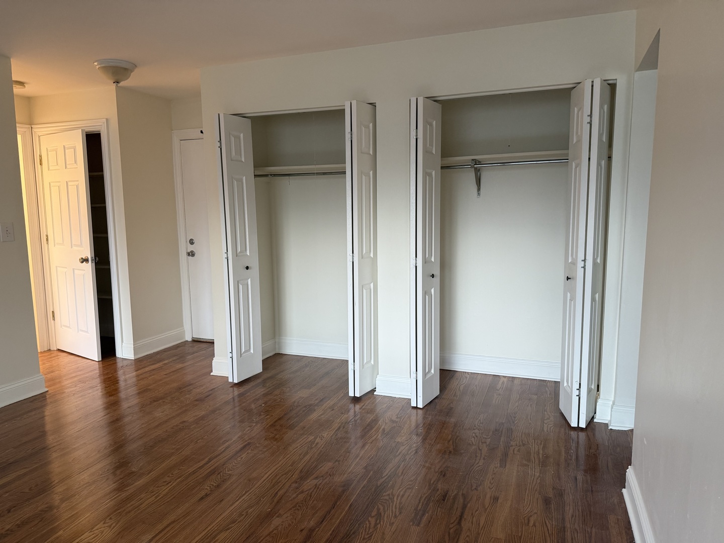 77 W Central Avenue #108, Roselle, IL