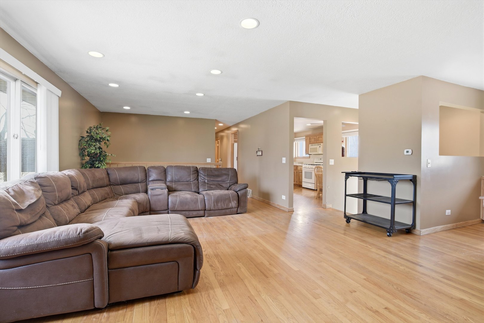 130 N Horner Lane, Mount Prospect, IL