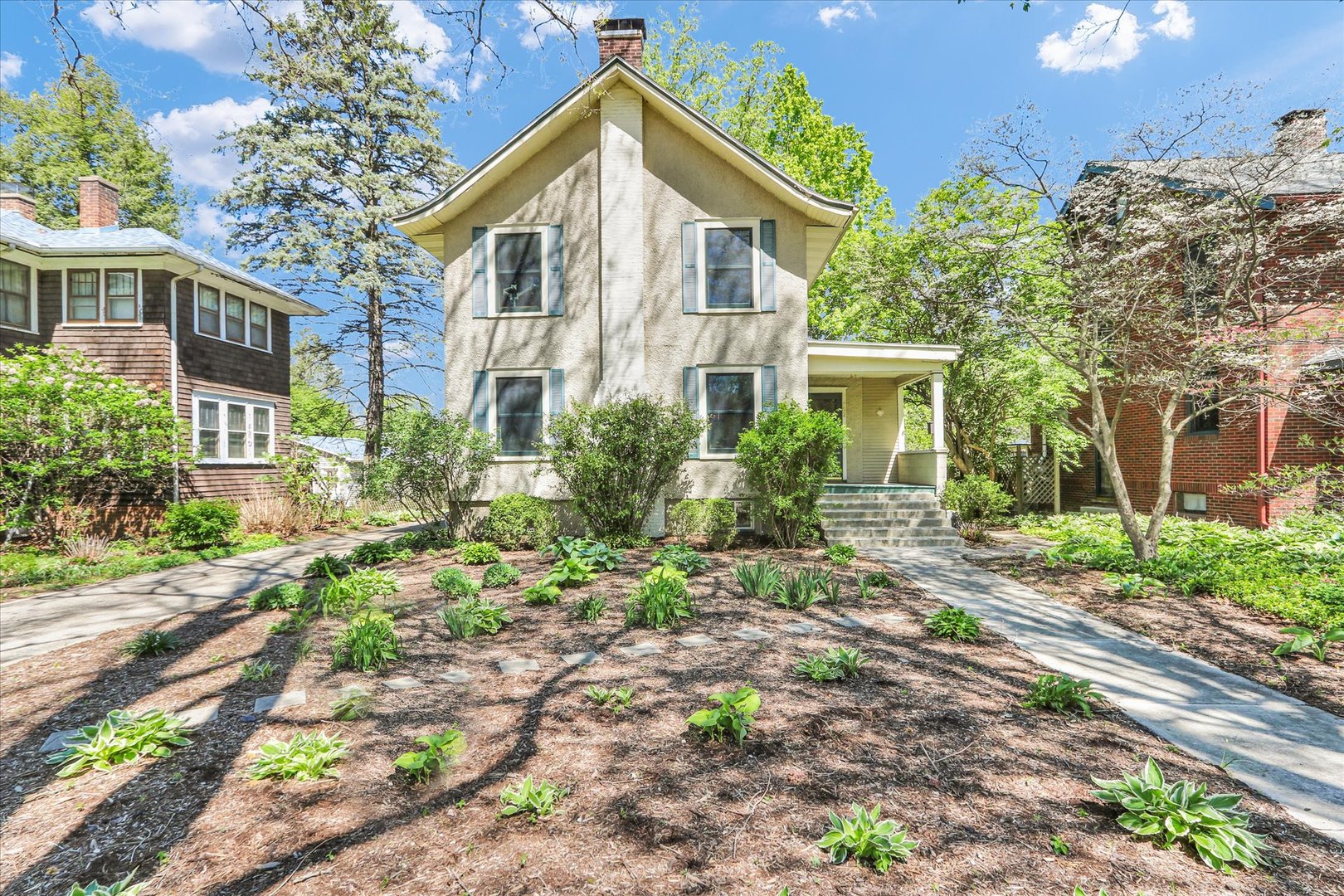 702 W INDIANA Avenue, Urbana, IL