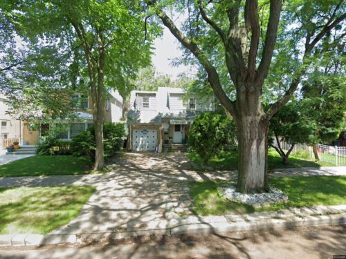 2814 W Balmoral Avenue, Chicago, IL