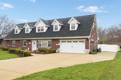 17546 Woodbrook Lane, Lockport, IL