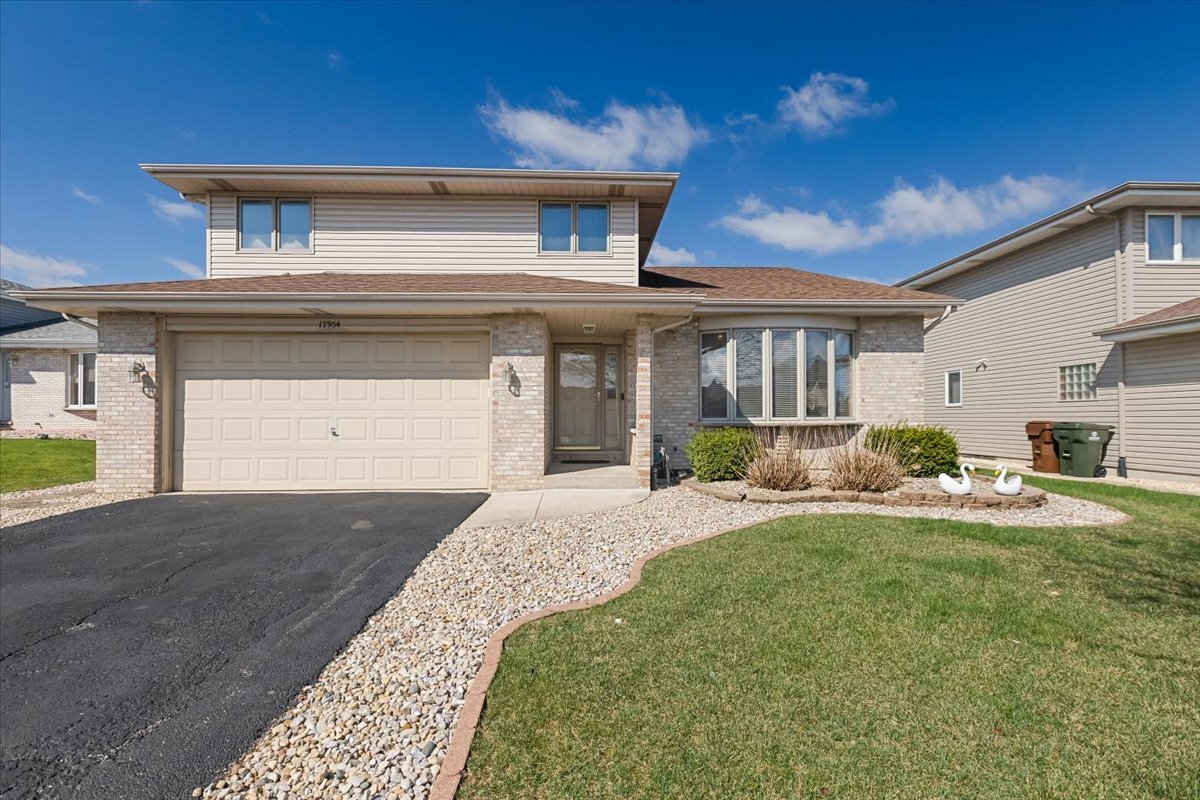 17954 Poplar Lane, Country Club Hills, IL