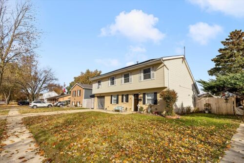 6881 Hickory Street, Hanover Park, IL