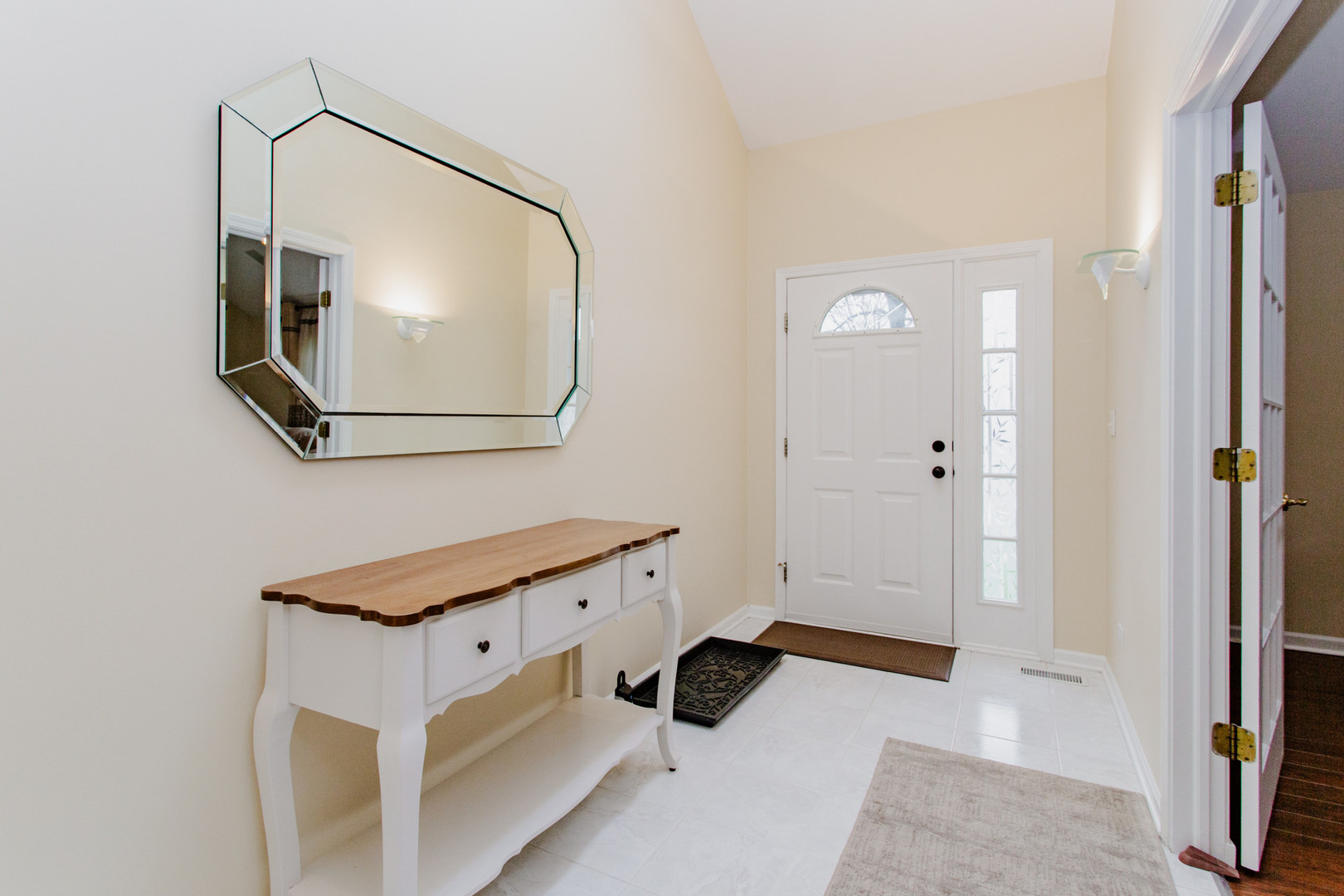 814 Dunhill Drive, Buffalo Grove, IL