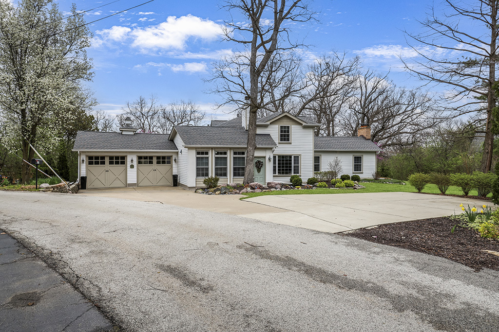 10 Deerpath Lane, Palos Park, IL