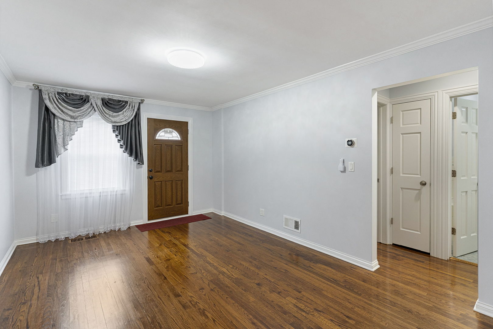 3519 N Opal Avenue, Chicago, IL