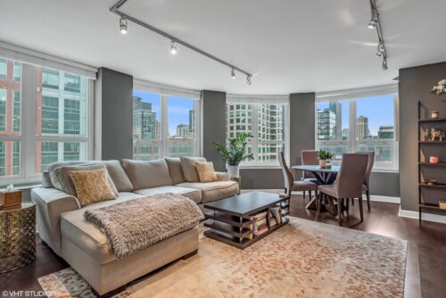 345 N La Salle Drive #701, Chicago, IL