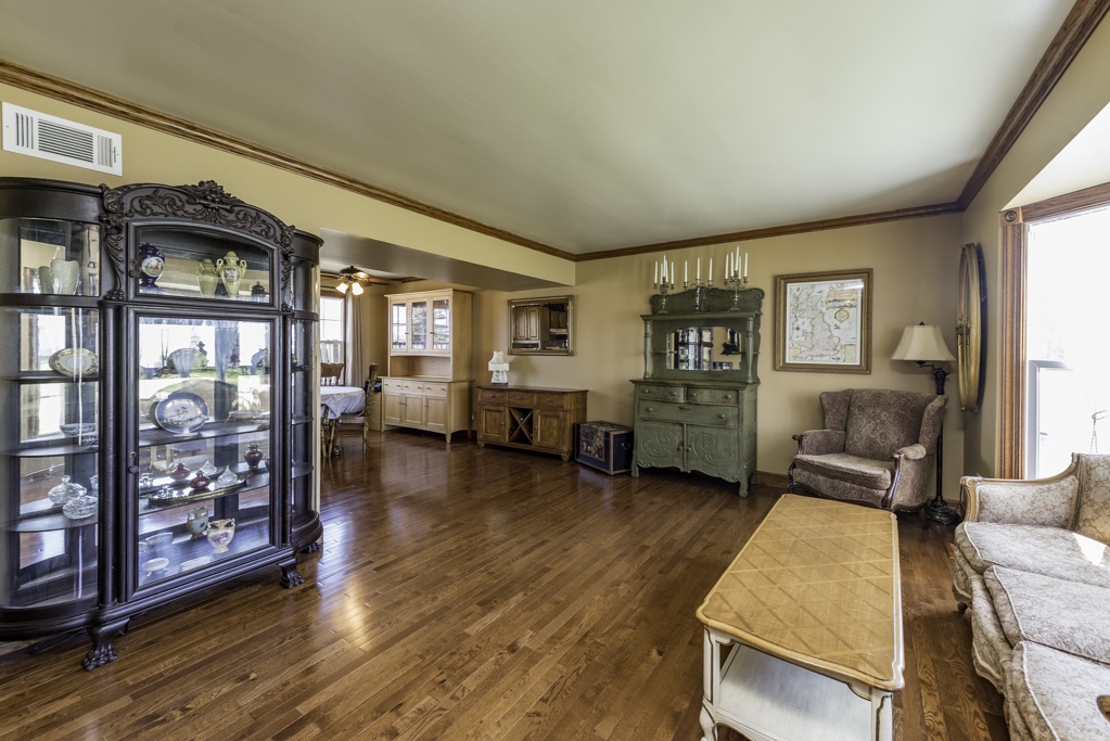 3831 Pine Avenue, Beach Park, IL