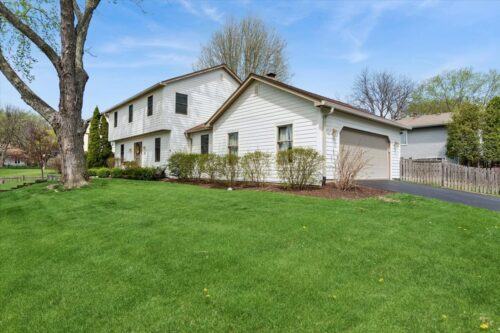 1221 Whirlaway Avenue, Naperville, IL