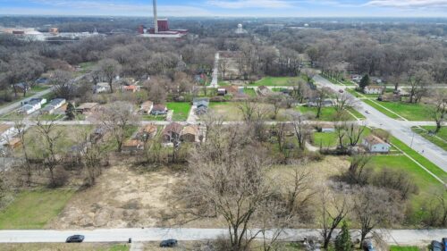 13435 S Lawndale Avenue, Robbins, IL