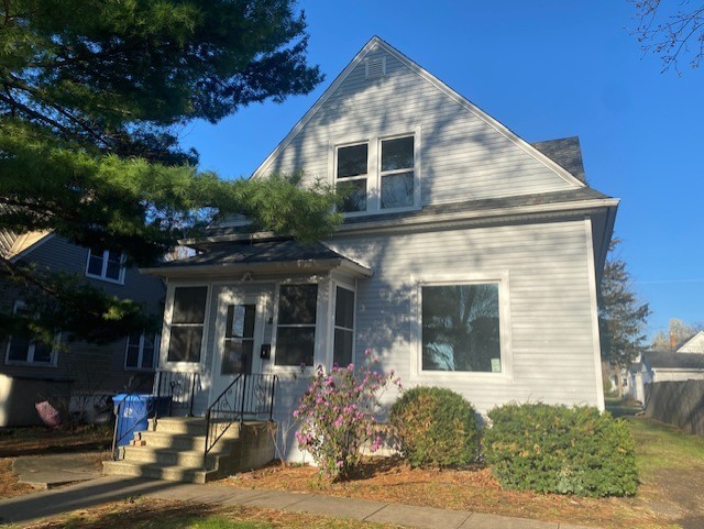 1145 Marquette Street, Lasalle, IL