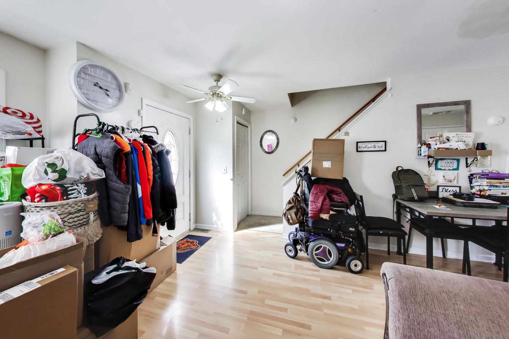 1421 N Hamlin Avenue, Chicago, IL