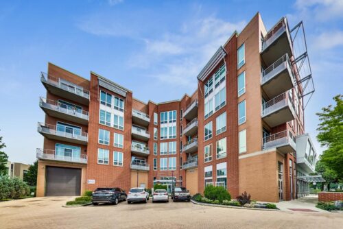 4846 N CLARK Street #510, Chicago, IL