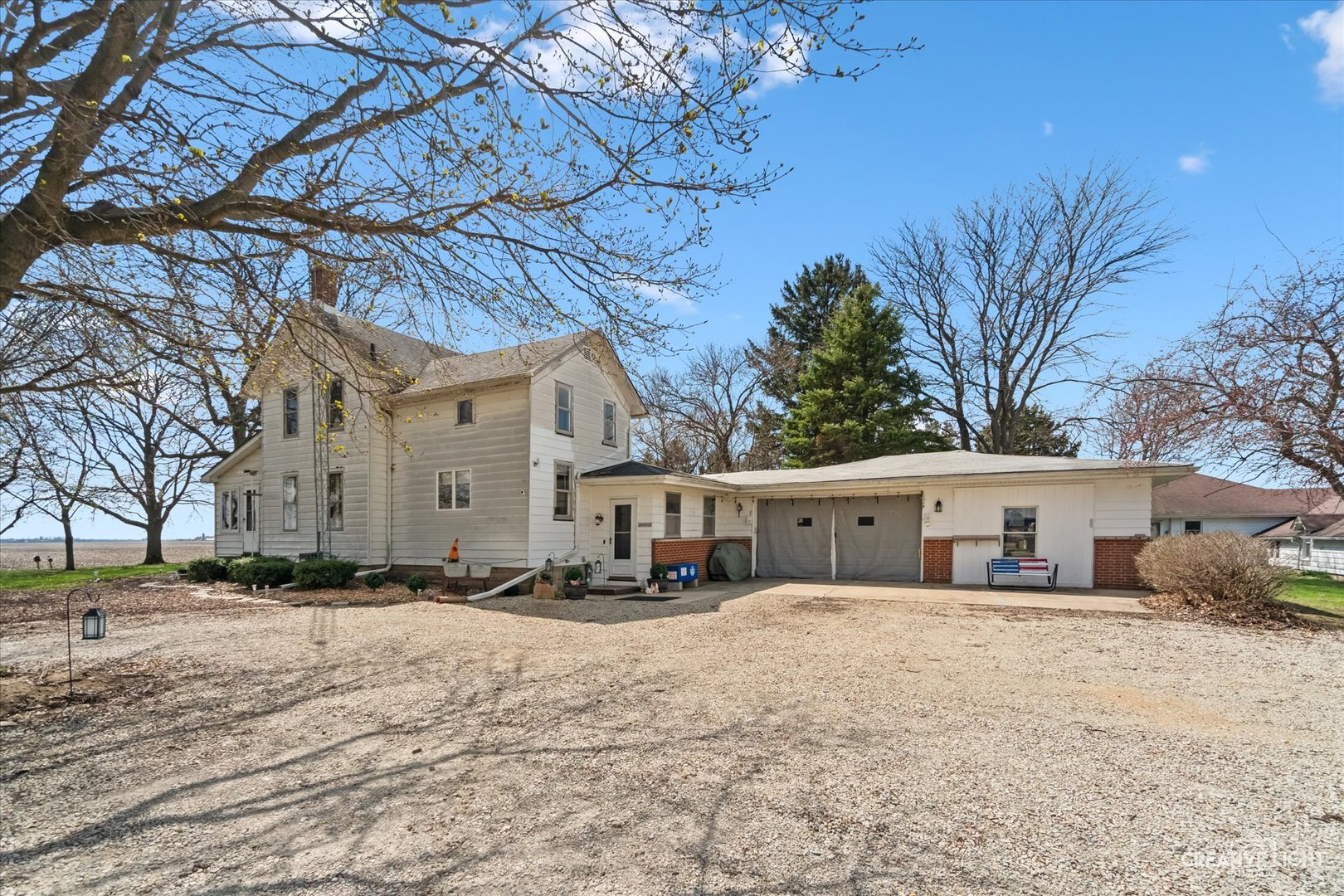 15555 McGirr Road, Hinckley, IL