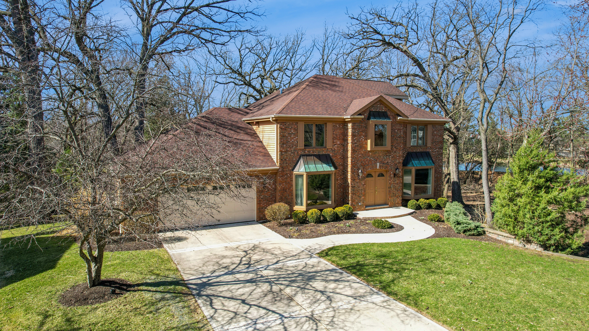 1655 White Pines Court, Naperville, IL