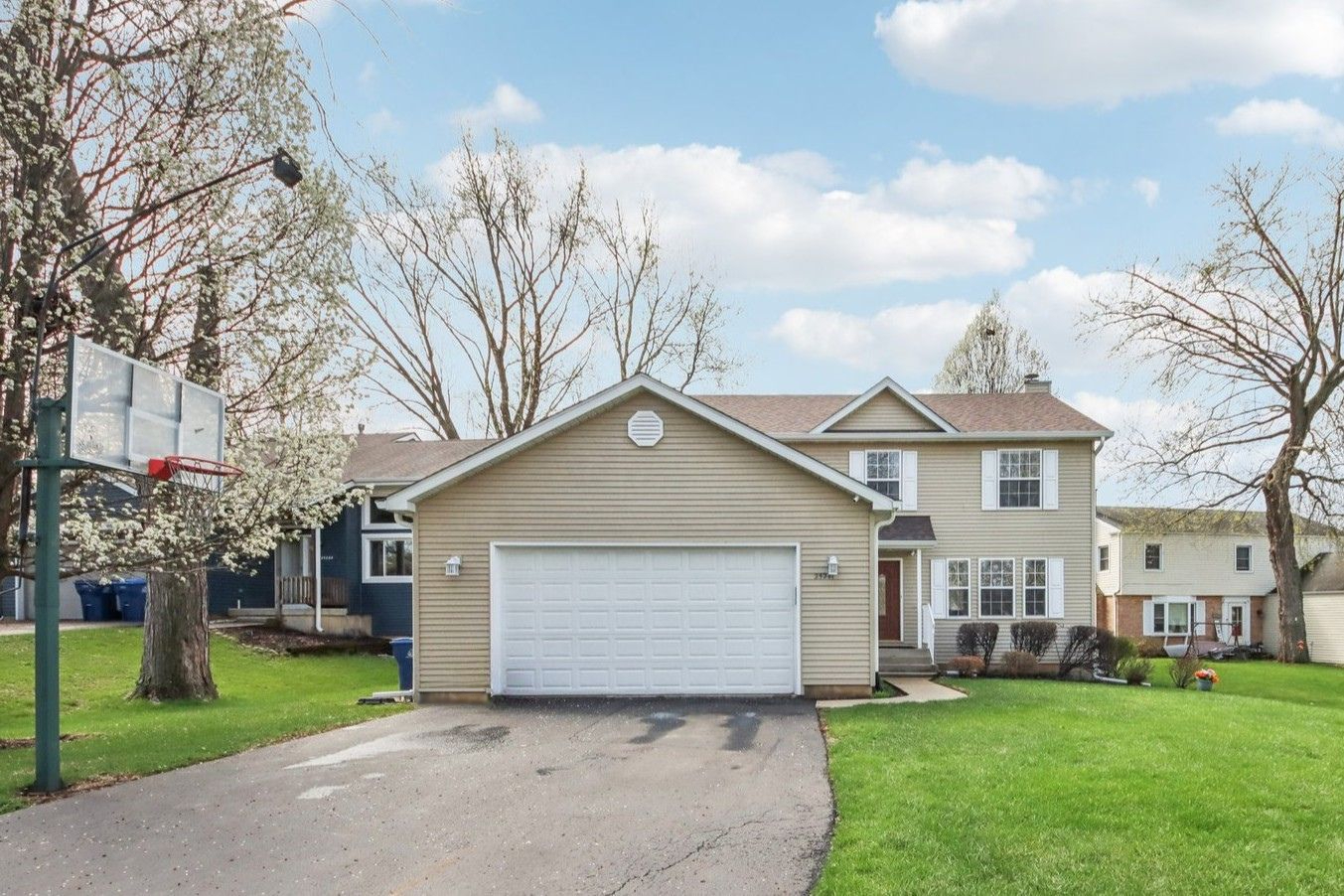 25241 W Entrance Drive, Lake Villa, IL