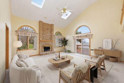 7746 Northfield Lane, Tinley Park, IL