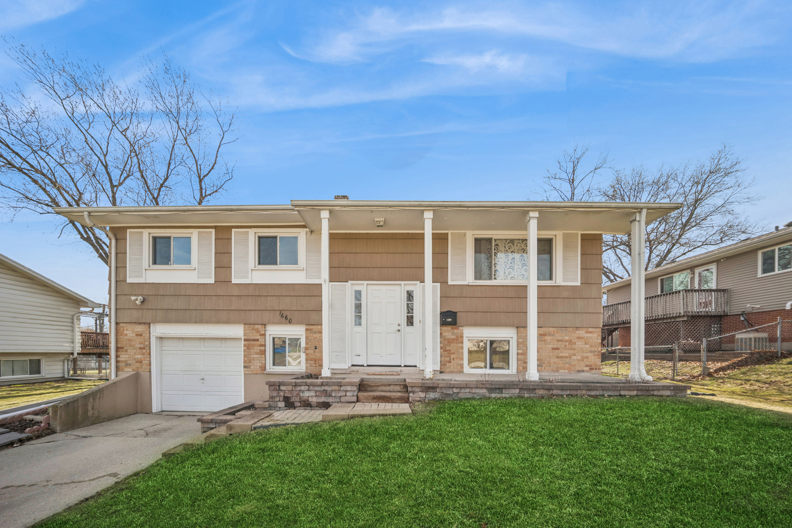 1660 JEFFERSON Road, Hoffman Estates, IL