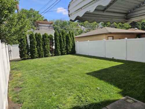 2020 W Waveland Avenue, Chicago, IL