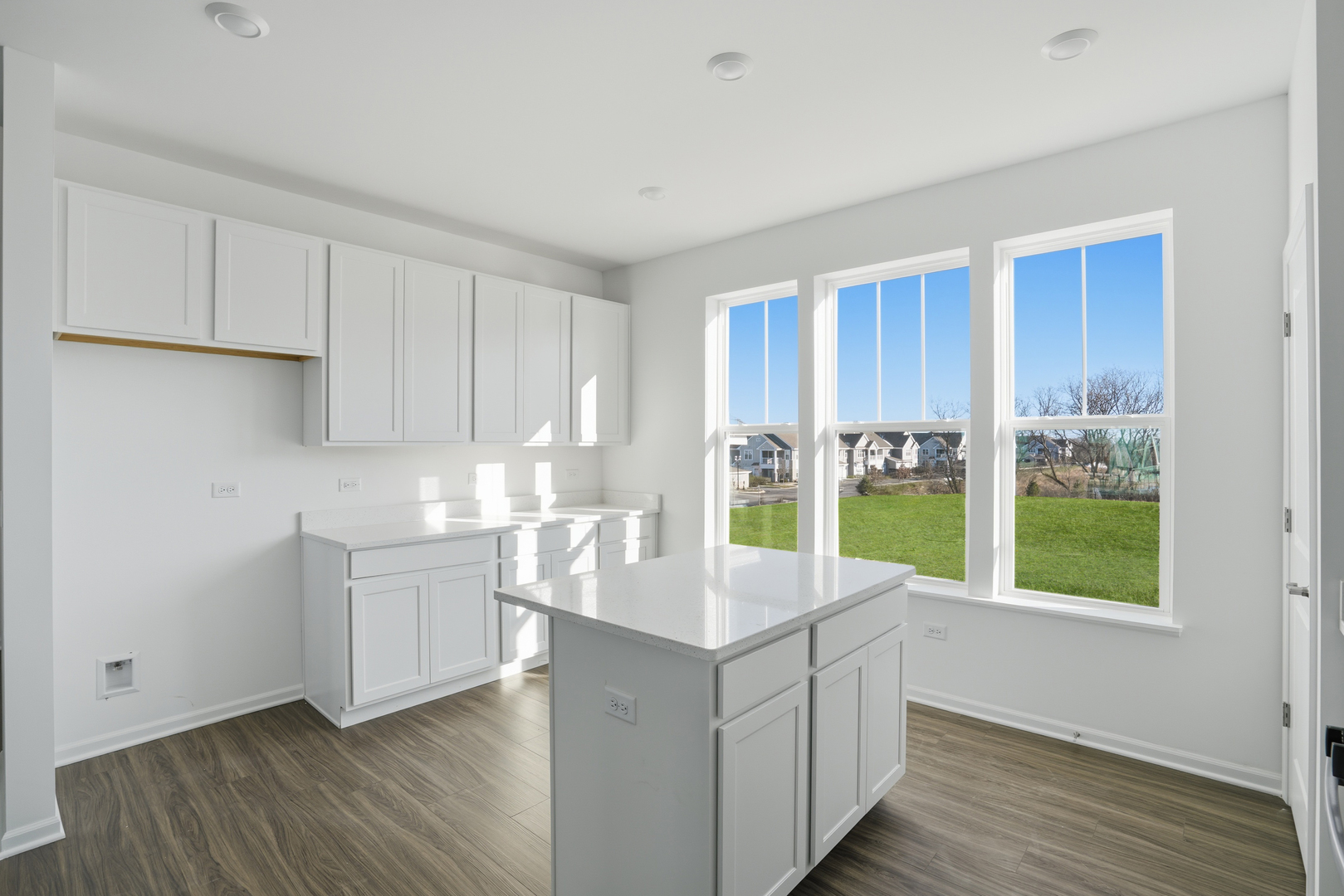 319 Settlers Place, West Dundee, IL