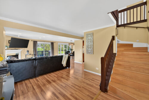 1926 Golf View Drive, Bartlett, IL