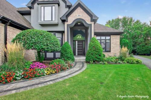 701 Caitlin Court, Grayslake, IL