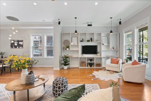 2760 W St Mary Street, Chicago, IL