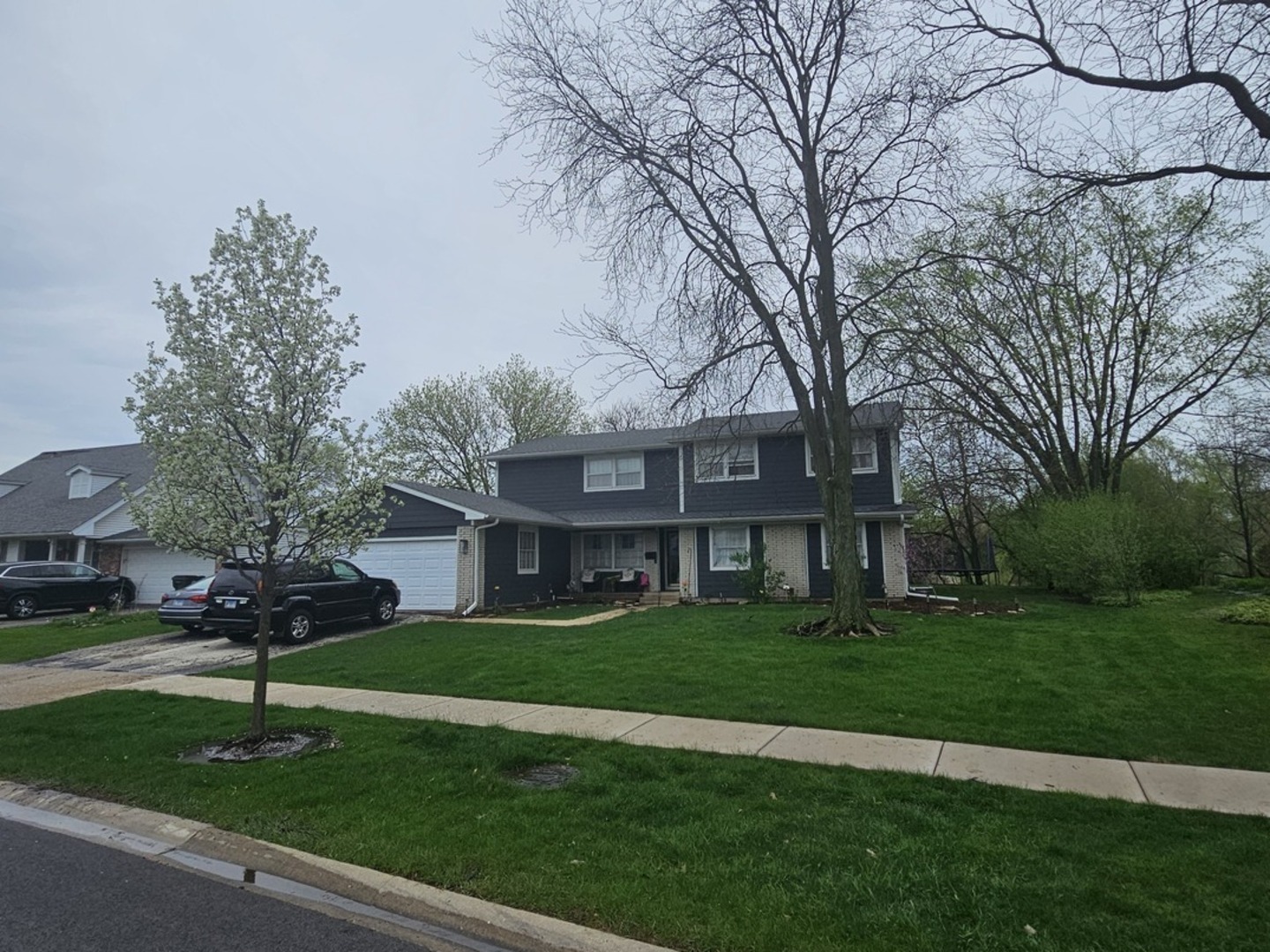128 Essex Road, Elk Grove Village, IL