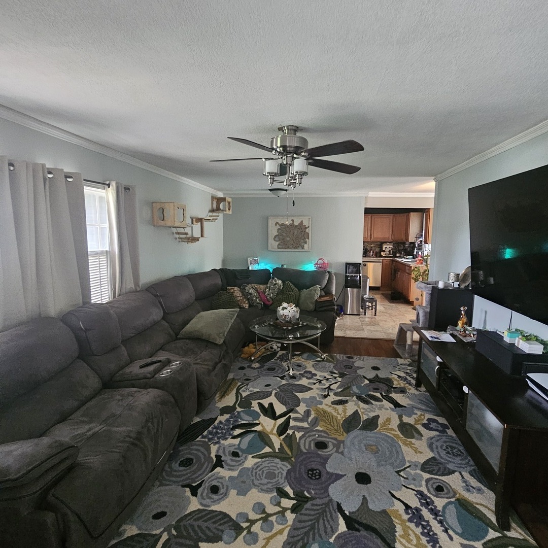 128 Essex Road, Elk Grove Village, IL
