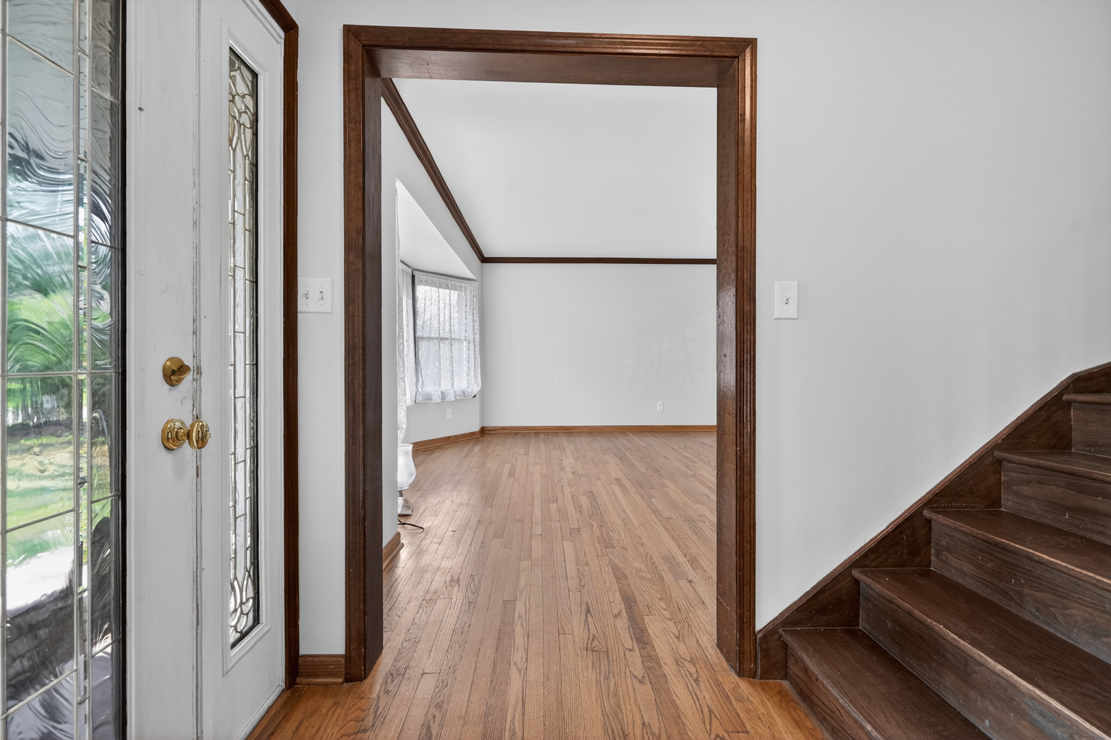 900 Glen Oak Drive, Sleepy Hollow, IL