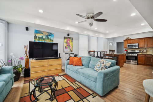 10-12 N Park Avenue, Waukegan, IL