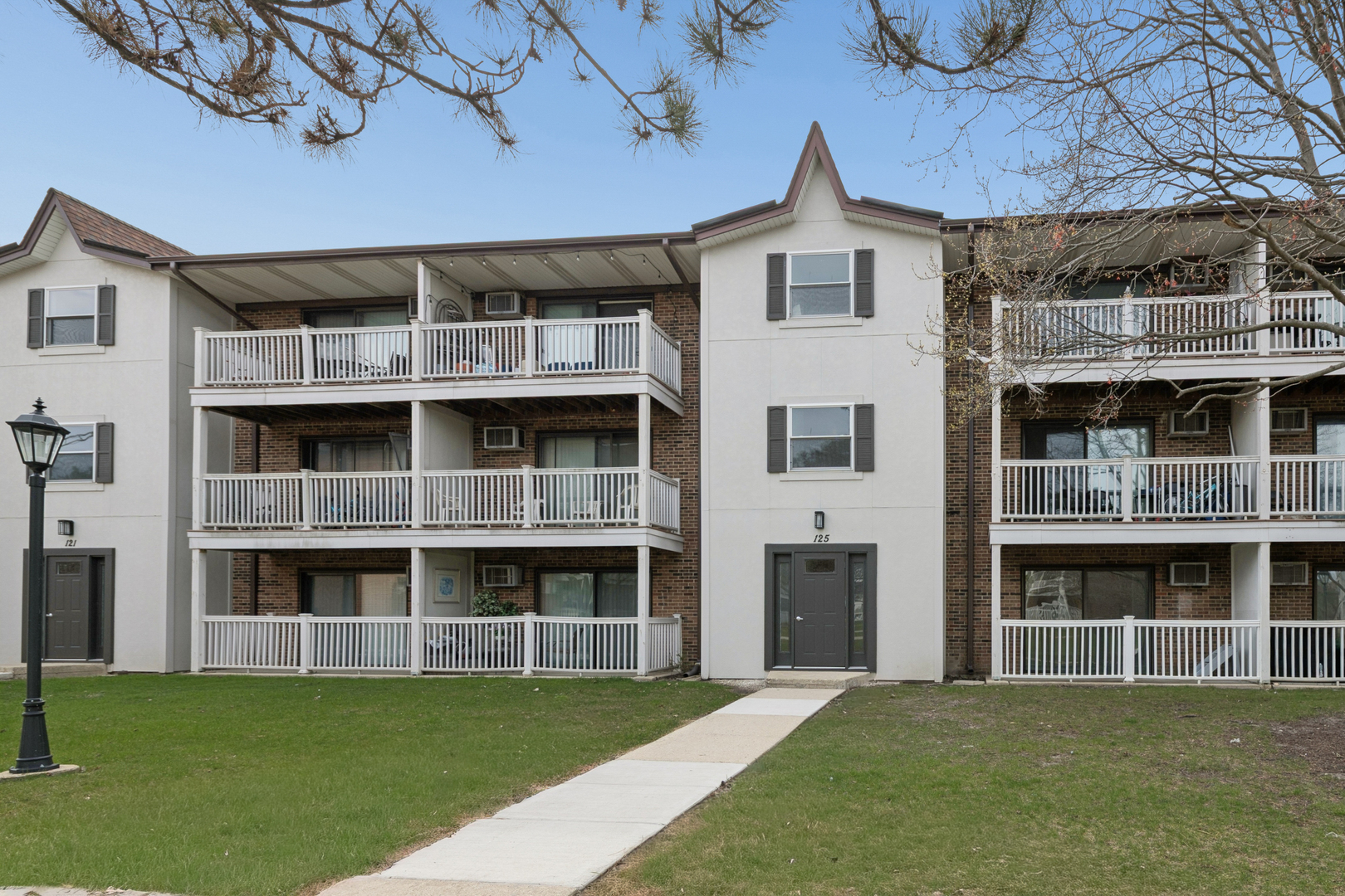 125 Gregory Street #4, Aurora, IL