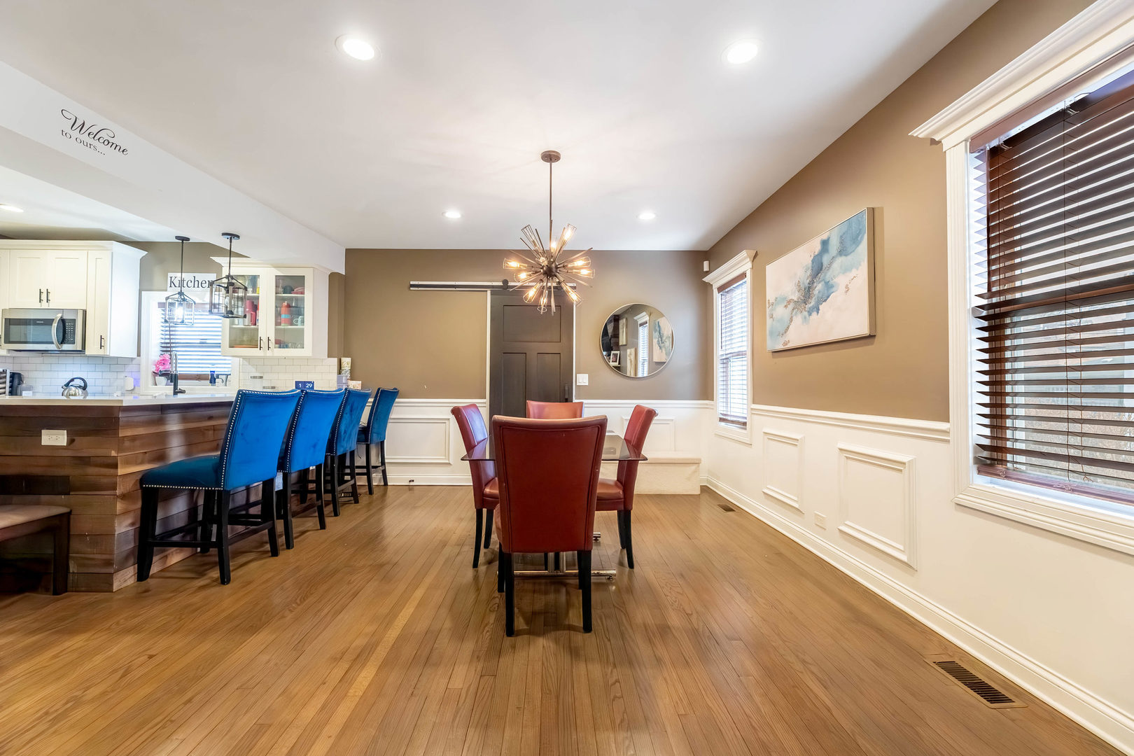 7931 S Paxton Avenue, Chicago, IL